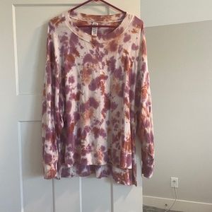 Joy Lab by Target loose fitting leisure top.